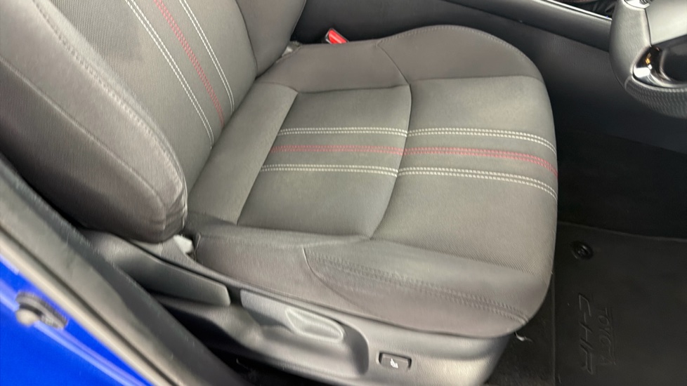 Toyota C-HR 1.8 Hybrid GR Sport 5dr CVT Hybrid Hatchback - Image 17