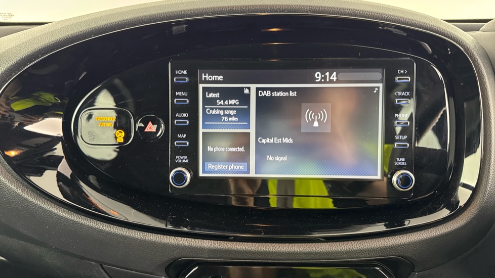 Toyota Aygo X 1.0 VVT-i Edge 5dr Petrol Hatchback - Image 9