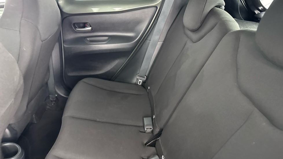Toyota Aygo X 1.0 VVT-i Edge 5dr Petrol Hatchback - Image 15