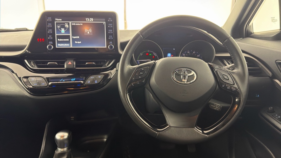 Toyota C-HR 1.8 Hybrid Icon 5dr CVT Hybrid Hatchback - Image 7