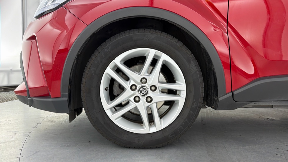 Toyota C-HR 1.8 Hybrid Icon 5dr CVT Hybrid Hatchback - Image 25