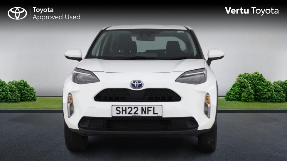 Toyota Yaris Cross 1.5 Hybrid Icon 5dr CVT Hybrid Estate - Image 22