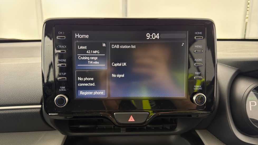 Toyota Yaris Cross 1.5 Hybrid Icon 5dr CVT Hybrid Estate - Image 9