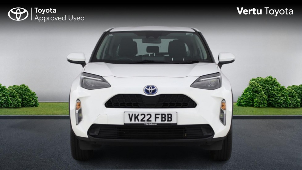 Toyota Yaris Cross 1.5 Hybrid Icon 5dr CVT Hybrid Estate - Image 22