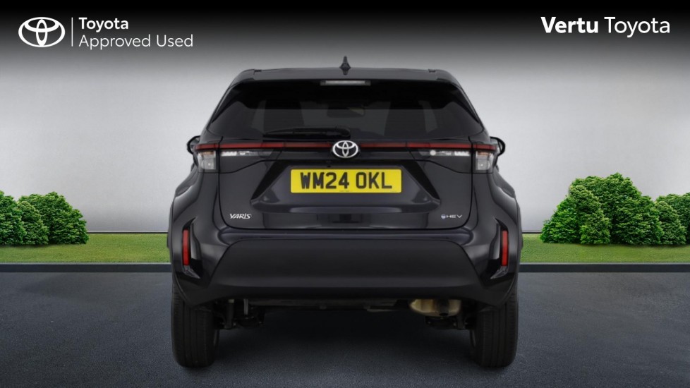 Toyota Yaris Cross 1.5 Hybrid Icon 5dr CVT Hybrid Estate - Image 26