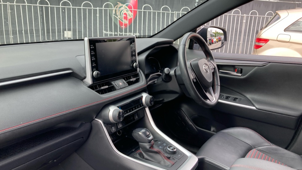 Toyota RAV4 2.5 PHEV Dynamic 5dr CVT Estate - Image 11