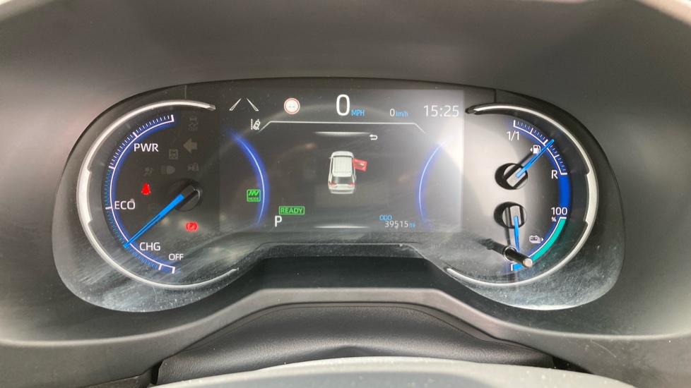 Toyota RAV4 2.5 PHEV Dynamic 5dr CVT Estate - Image 18