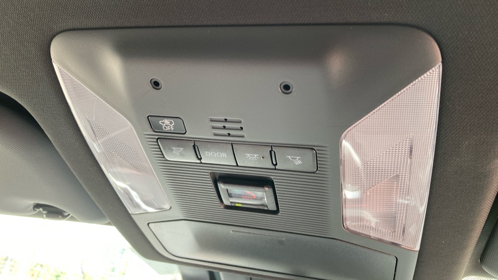 Toyota RAV4 2.5 PHEV Dynamic 5dr CVT Estate - Image 22
