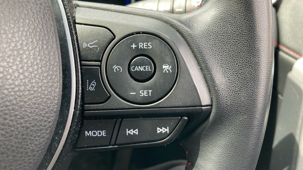 Toyota RAV4 2.5 PHEV Dynamic 5dr CVT Estate - Image 24