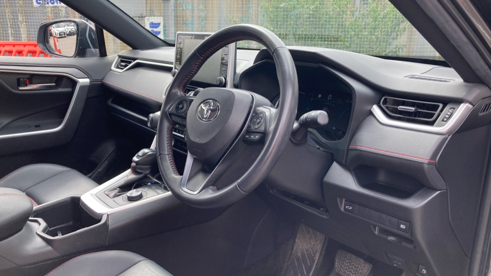 Toyota RAV4 2.5 PHEV Dynamic 5dr CVT Estate - Image 35