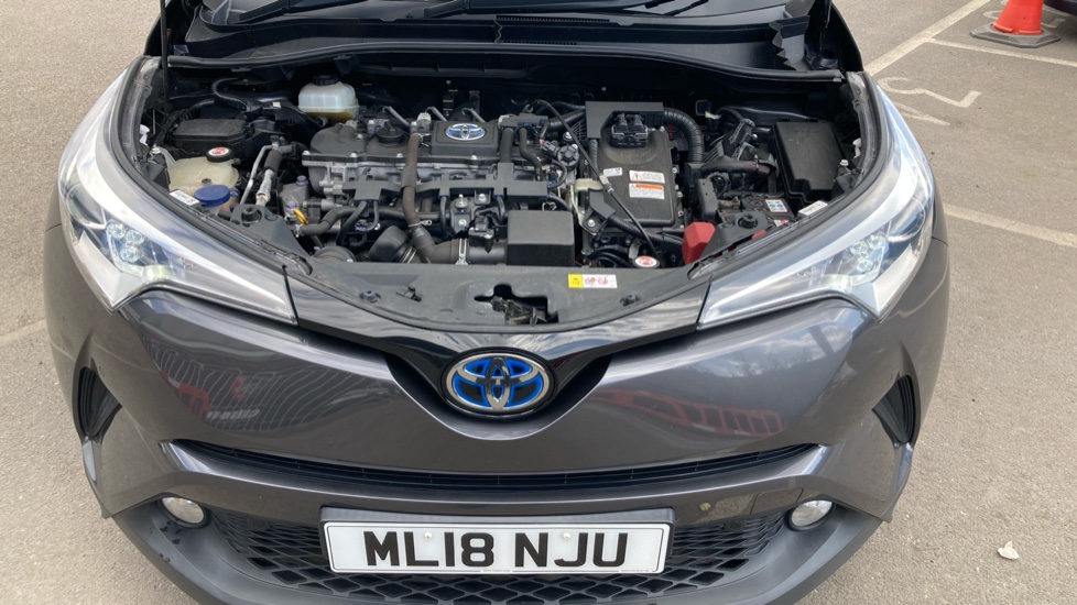 Toyota C-HR 1.8 Hybrid Excel 5dr CVT Hybrid Hatchback - Image 8