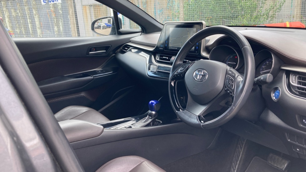 Toyota C-HR 1.8 Hybrid Excel 5dr CVT Hybrid Hatchback - Image 10