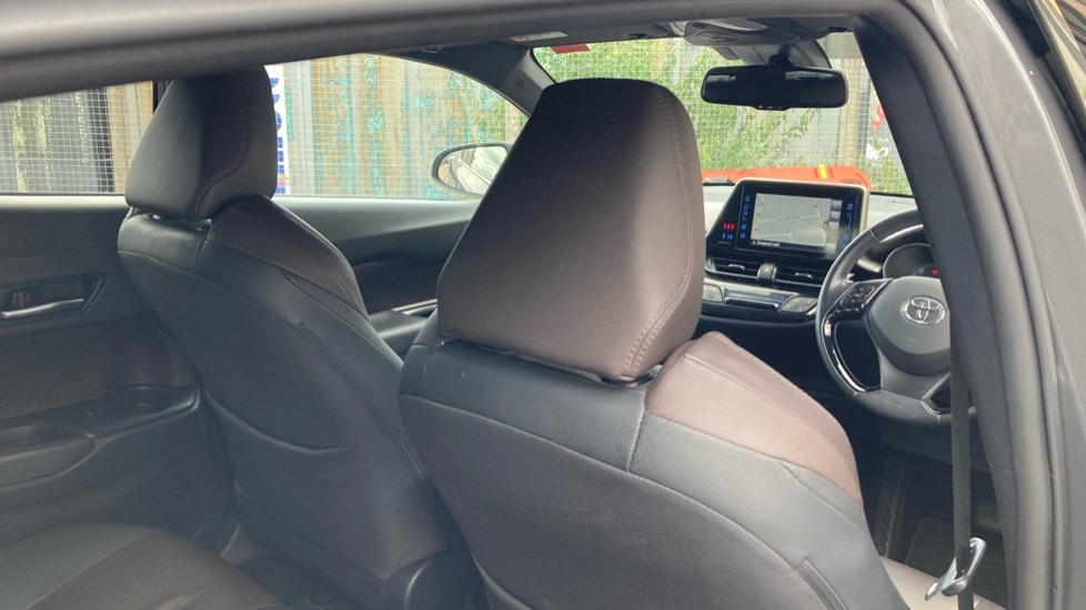 Toyota C-HR 1.8 Hybrid Excel 5dr CVT Hybrid Hatchback - Image 25