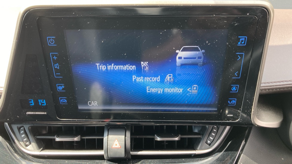 Toyota C-HR 1.8 Hybrid Excel 5dr CVT Hybrid Hatchback - Image 34