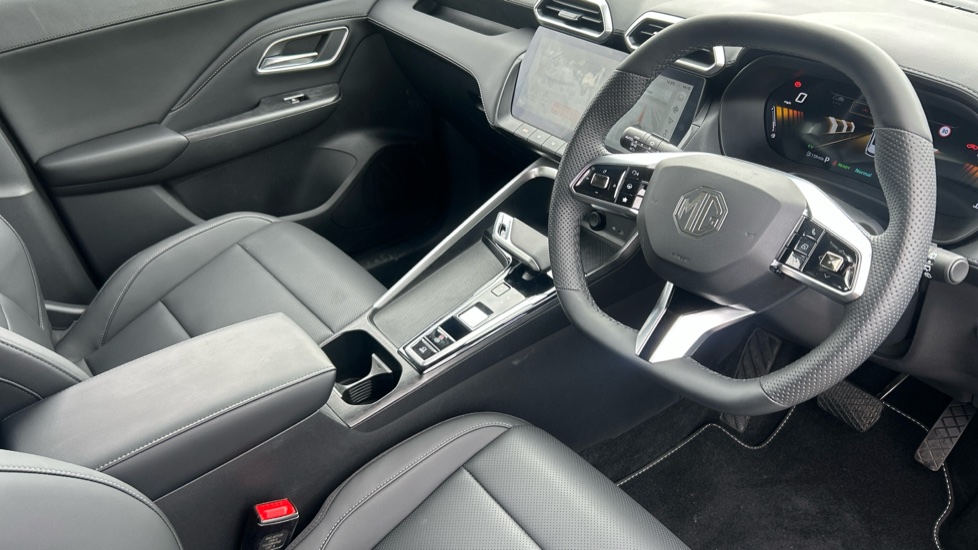 MG ZS 1.5 Hybrid+ Trophy 5dr Auto Hybrid Hatchback - Image 14