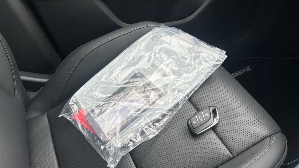 MG ZS 1.5 Hybrid+ Trophy 5dr Auto Hybrid Hatchback - Image 19