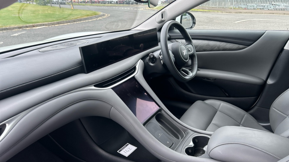 MG IM5 300kW Long Range 100kWh 5dr Auto Electric Hatchback - Image 9