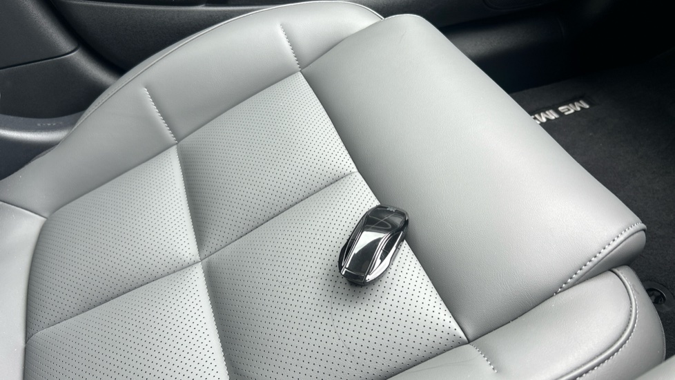 MG IM5 300kW Long Range 100kWh 5dr Auto Electric Hatchback - Image 20