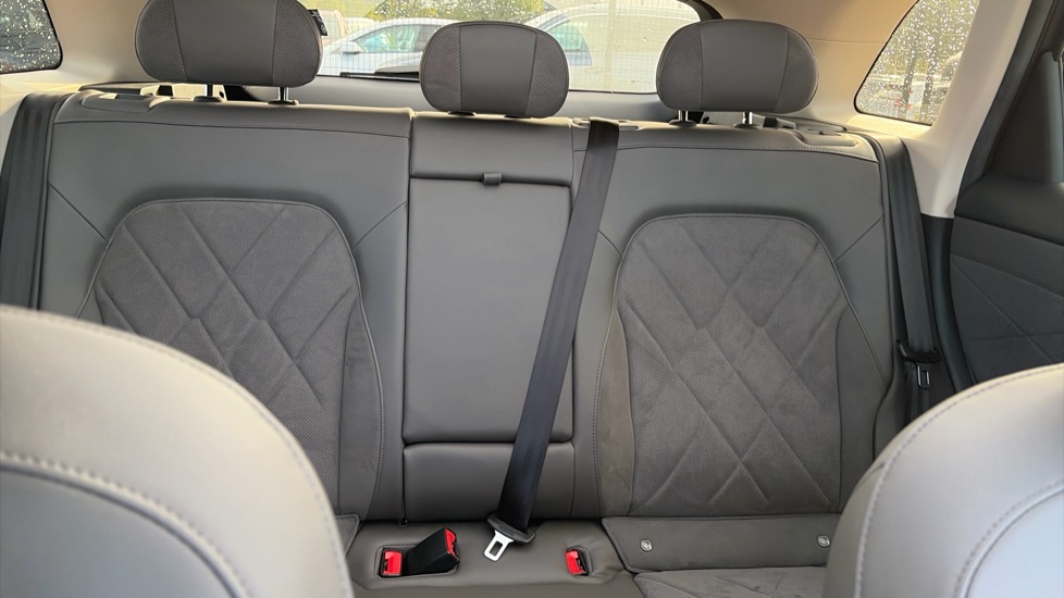 MG MGS6 180kW Trophy EV Long Range 77kWh 5dr Auto Electric Estate - Image 15