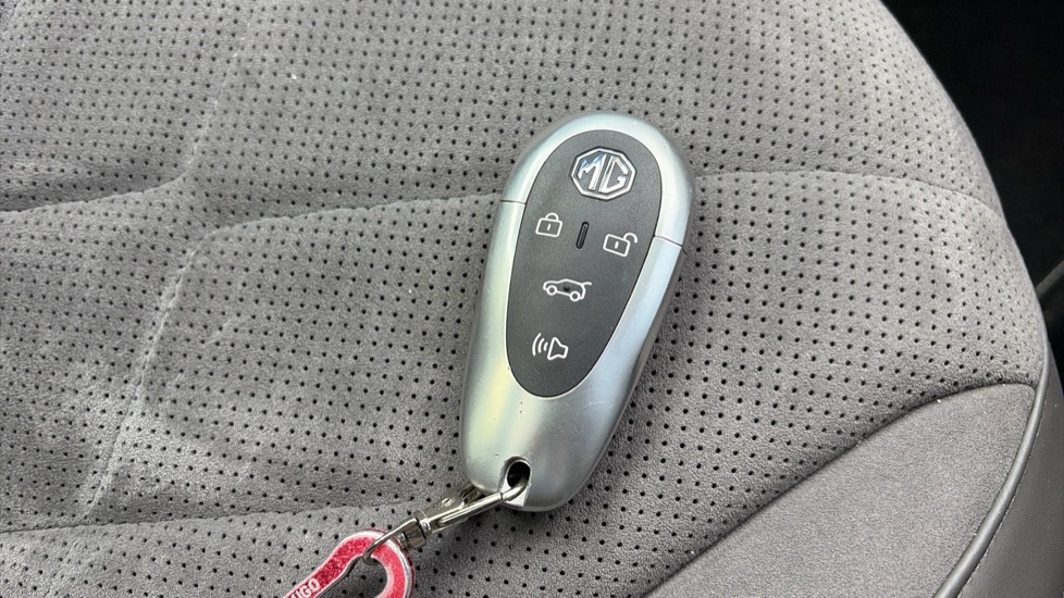 MG MGS6 180kW Trophy EV Long Range 77kWh 5dr Auto Electric Estate - Image 20