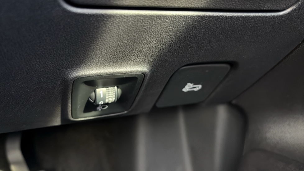 MG MGS6 180kW Trophy EV Long Range 77kWh 5dr Auto Electric Estate - Image 26