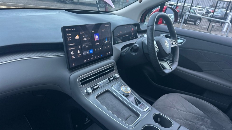 MG MGS6 266kW Trophy EV Dual Motor 77kWh 5dr Auto Electric Estate - Image 9