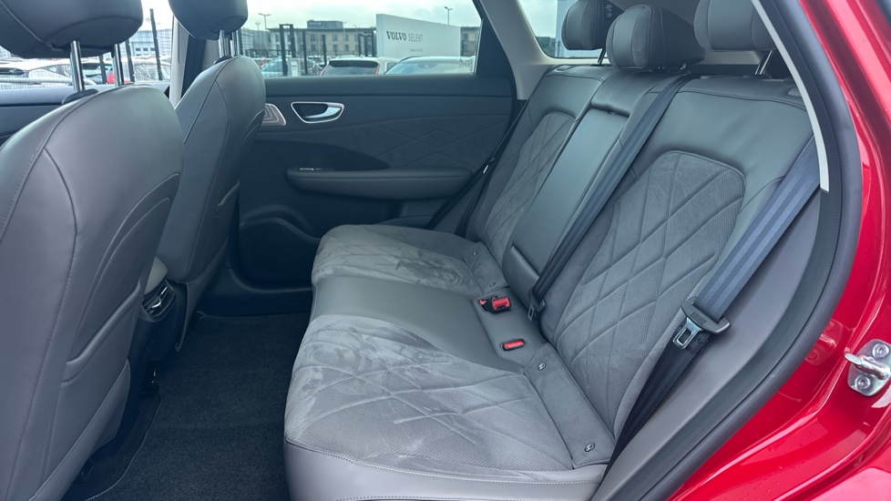 MG MGS6 266kW Trophy EV Dual Motor 77kWh 5dr Auto Electric Estate - Image 16