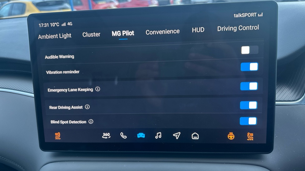 MG MGS6 266kW Trophy EV Dual Motor 77kWh 5dr Auto Electric Estate - Image 30