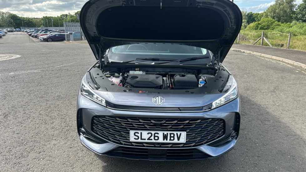 MG HS 1.5 T-GDI PHEV Trophy 5dr Auto Hatchback - Image 8