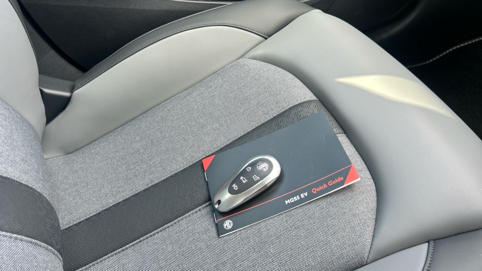 MG MGS5 170kW Trophy EV Long Range 64kWh 5dr Auto Electric Estate - Image 19