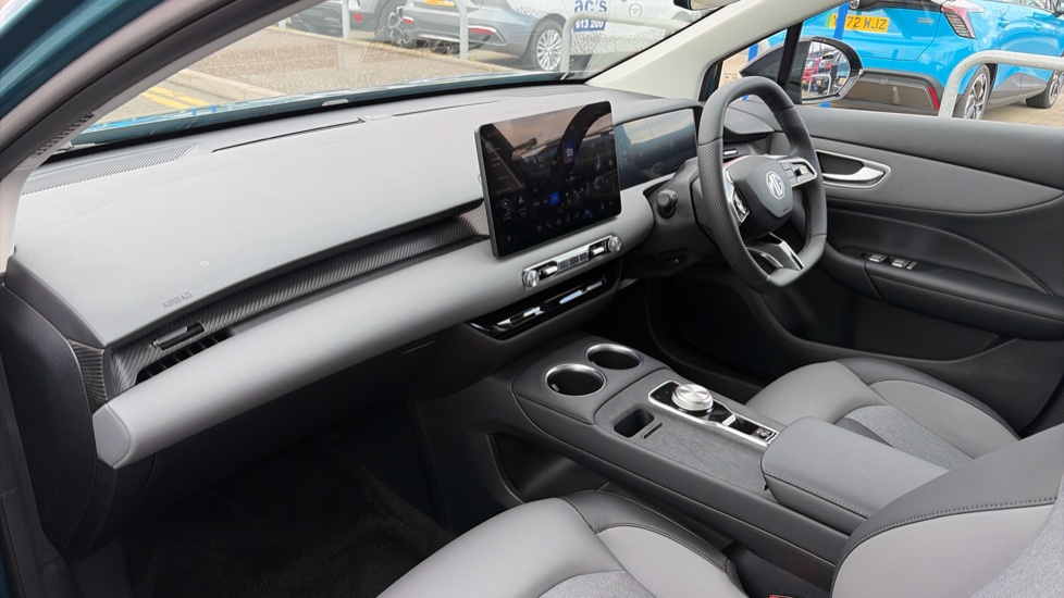 MG MG4 170kW Premium Long Range 64kWh 5dr Auto Electric Hatchback - Image 9