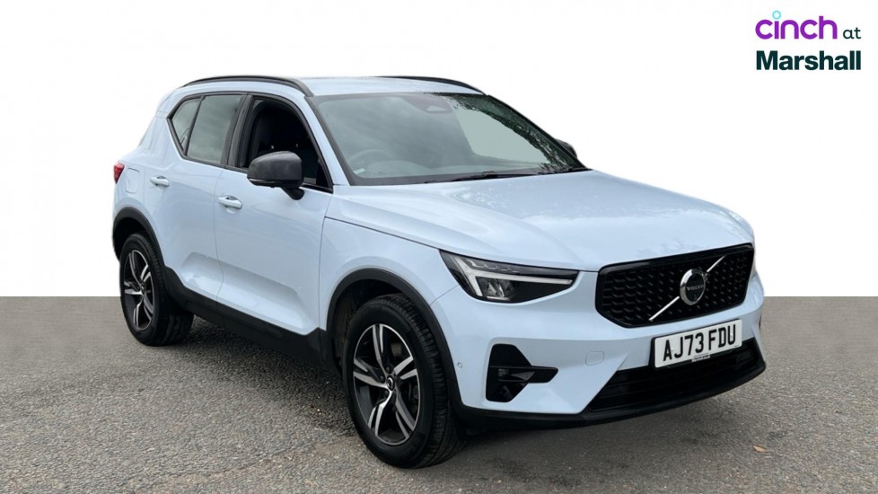 2023 Volvo XC40