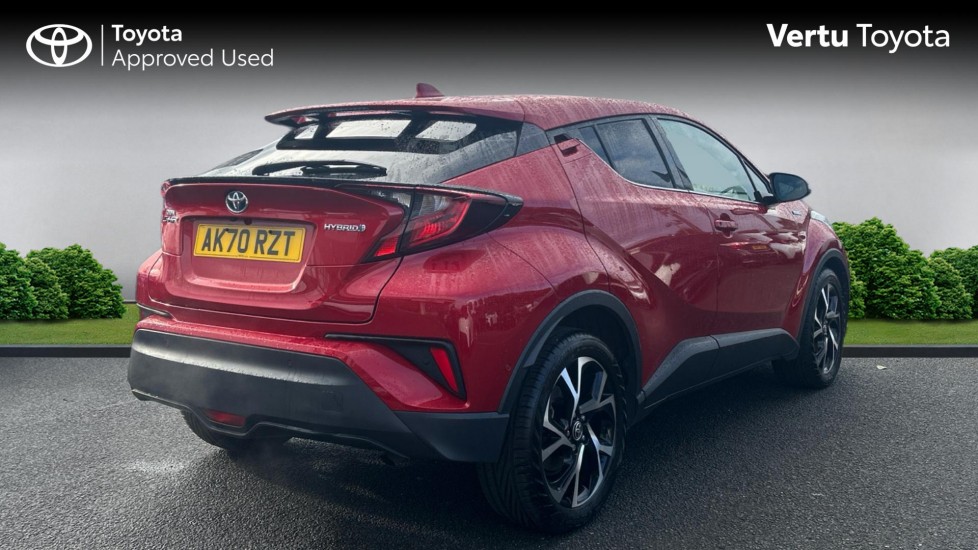 Toyota C-HR 1.8 Hybrid Design 5dr CVT Hybrid Hatchback - Image 2