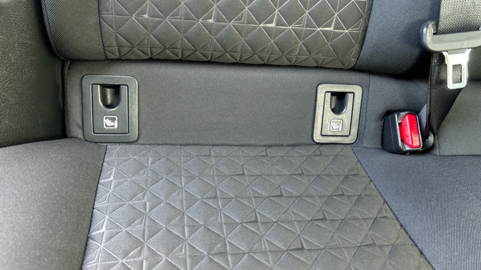 Toyota C-HR 1.8 Hybrid Design 5dr CVT Hybrid Hatchback - Image 14