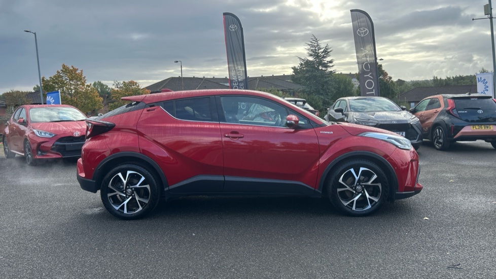 Toyota C-HR 1.8 Hybrid Design 5dr CVT Hybrid Hatchback - Image 23