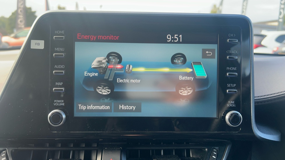 Toyota C-HR 1.8 Hybrid Design 5dr CVT Hybrid Hatchback - Image 39
