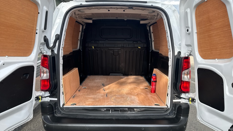 Toyota Proace City L1 Diesel 1.5D 100 Icon Van [6 Speed] - Image 13