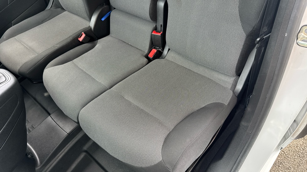 Toyota Proace City L1 Diesel 1.5D 100 Icon Van [6 Speed] - Image 14