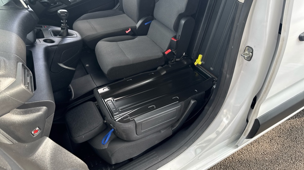 Toyota Proace City L1 Diesel 1.5D 100 Icon Van [6 Speed] - Image 18