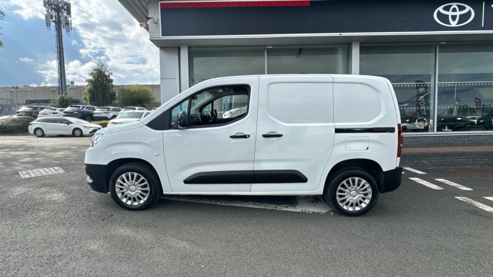 Toyota Proace City L1 Diesel 1.5D 100 Icon Van [6 Speed] - Image 24