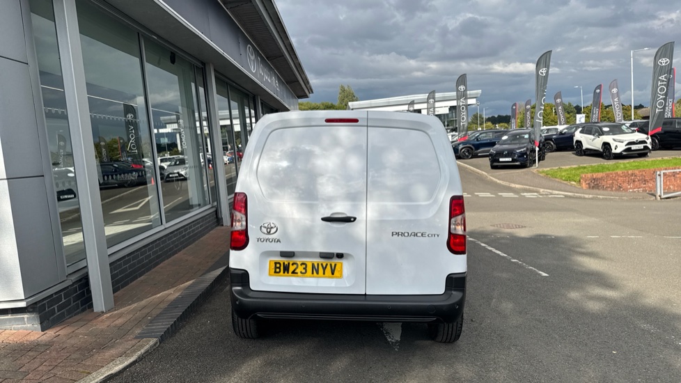 Toyota Proace City L1 Diesel 1.5D 100 Icon Van [6 Speed] - Image 26
