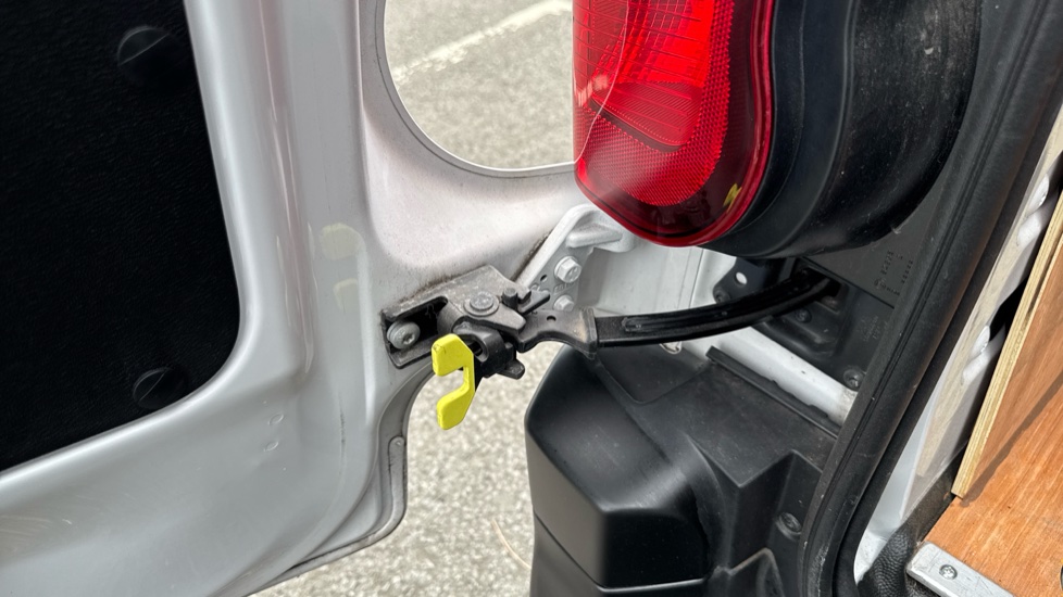 Toyota Proace City L1 Diesel 1.5D 100 Icon Van [6 Speed] - Image 37