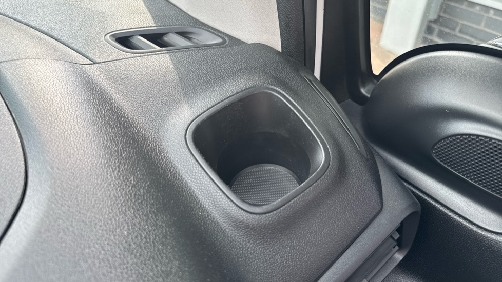 Toyota Proace City L1 Diesel 1.5D 100 Icon Van [6 Speed] - Image 54