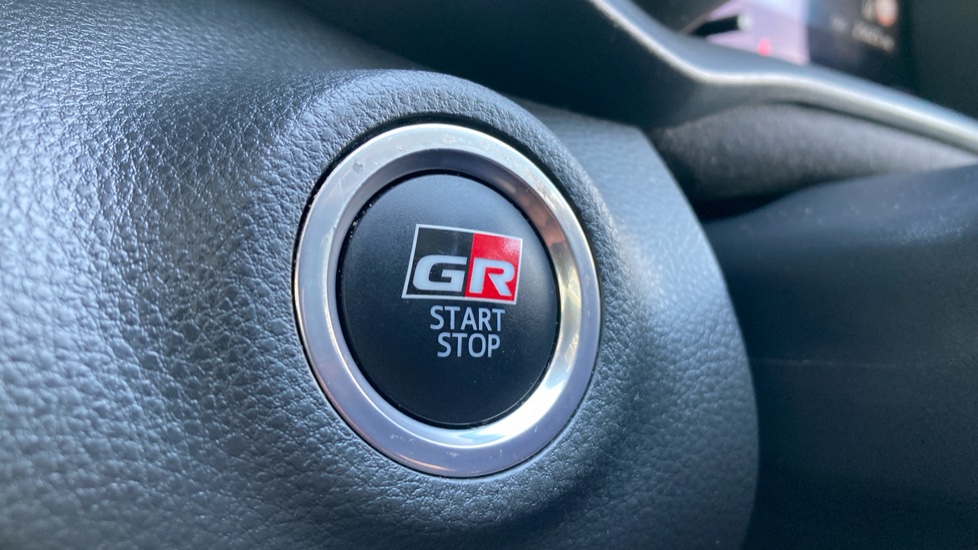 Toyota Yaris 1.5 Hybrid GR Sport 5dr CVT Hybrid Hatchback - Image 16