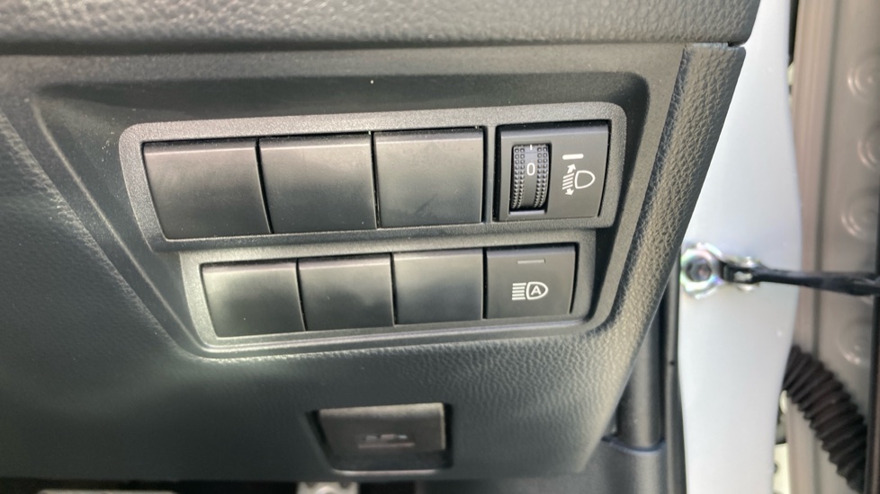 Toyota Yaris 1.5 Hybrid GR Sport 5dr CVT Hybrid Hatchback - Image 41