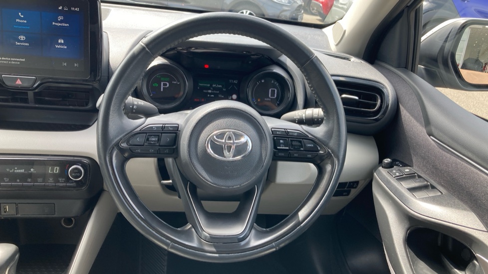 Toyota Yaris 1.5 Hybrid Excel 5dr CVT Hybrid Hatchback - Image 7