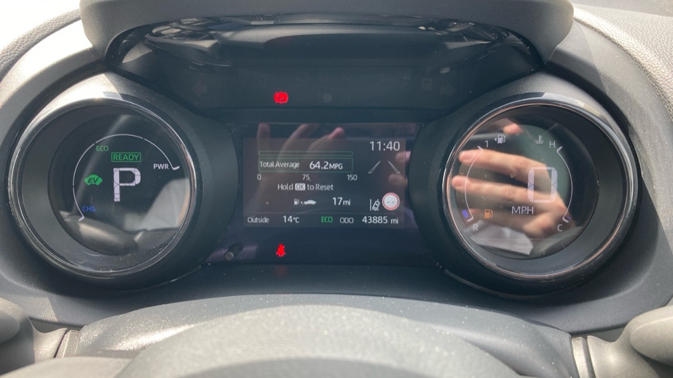 Toyota Yaris 1.5 Hybrid Excel 5dr CVT Hybrid Hatchback - Image 11
