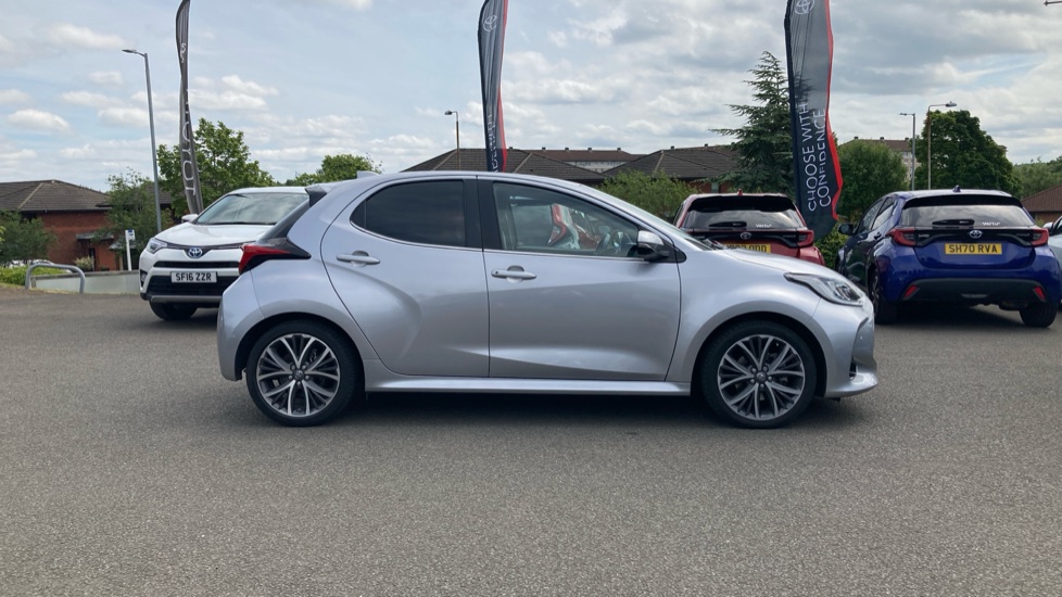 Toyota Yaris 1.5 Hybrid Excel 5dr CVT Hybrid Hatchback - Image 23