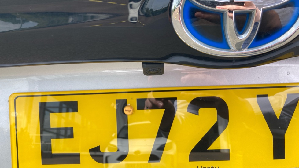 Toyota Yaris 1.5 Hybrid Excel 5dr CVT Hybrid Hatchback - Image 36