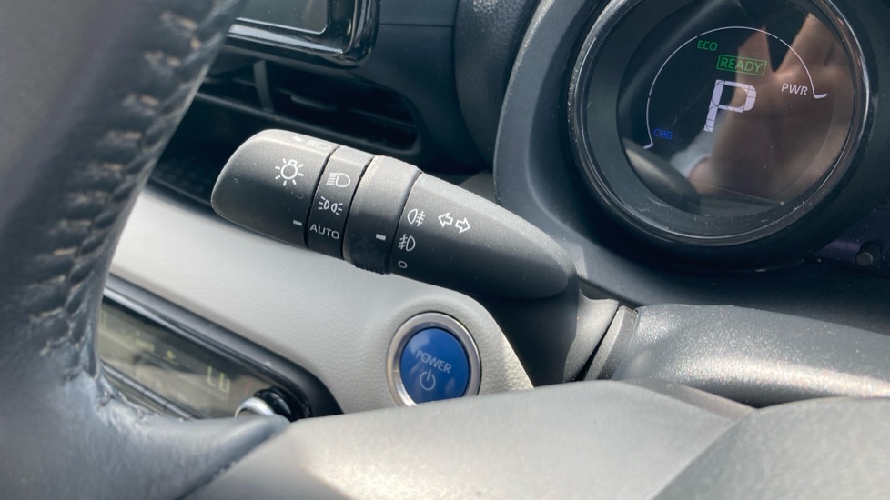 Toyota Yaris 1.5 Hybrid Excel 5dr CVT Hybrid Hatchback - Image 42